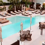 Indigo By Ihg מלון 4*