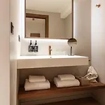 Indigo By Ihg מלון גאנדיה