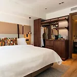 Indigo By Ihg מלון 4*