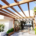 מלון Indigo By Ihg 4*