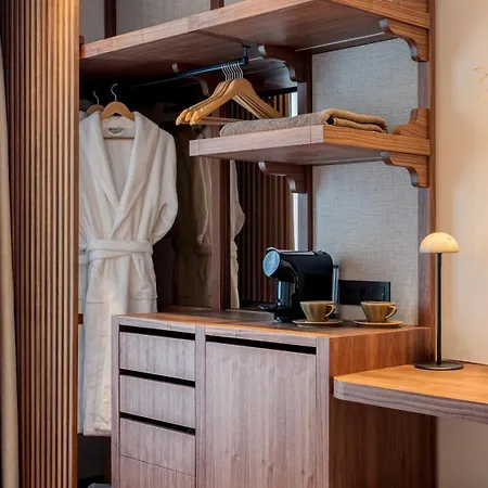 فندق Indigo By Ihg غانديا